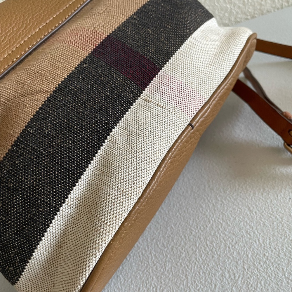 Burberry crossbody bag - Picture 9 of 12
